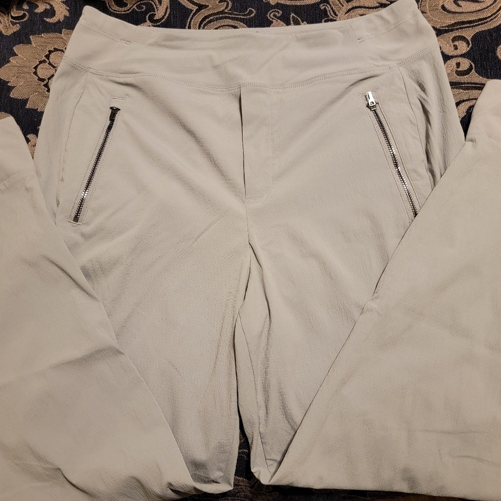 Athleta Gray Activewear Pants